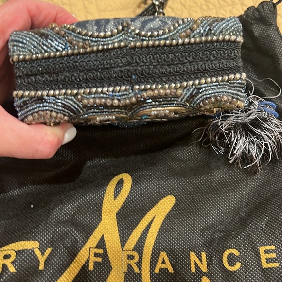 Mary Frances bag with dust cover - Picture 3 of 9